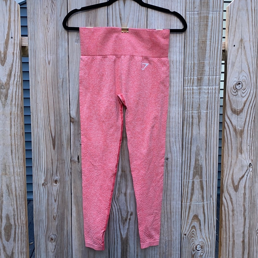 GYMSHARK pink seamless leggings
